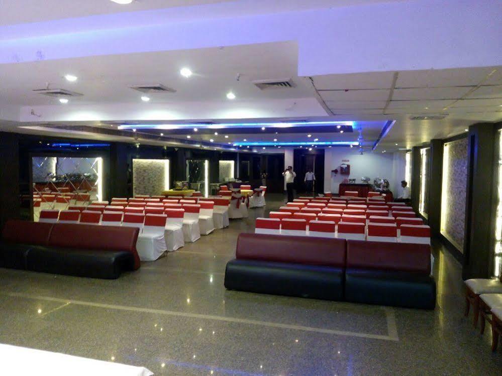 Hotel Deviram Palace Agra  Exterior foto