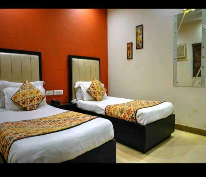 Hotel Deviram Palace Agra  Exterior foto
